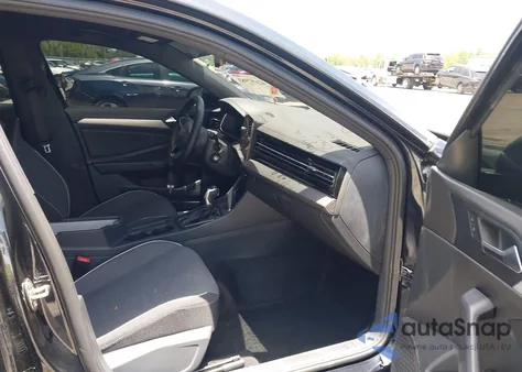 2025 Volkswagen Jetta 1.5T Sport z USA, uszkodzony, nr VIN 3VWBX7BUXSM014532